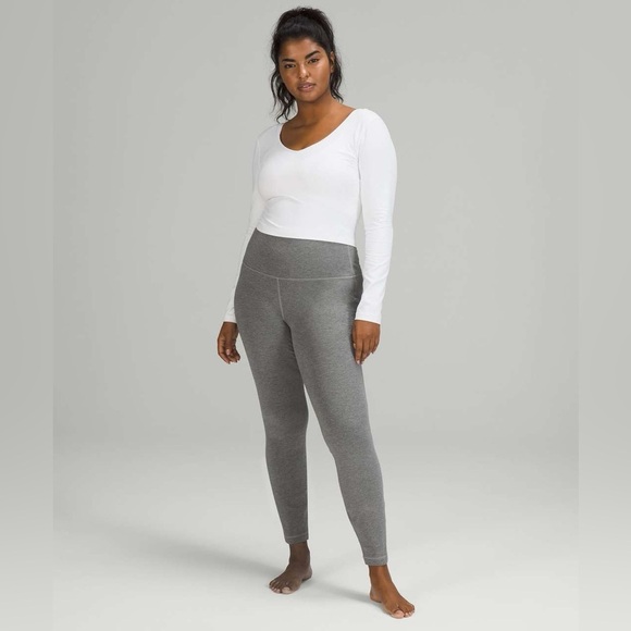 Lululemon Wunder Lounge Super-High-Rise Tight 28"
Heathered Core Medium Grey 14 - Picture 16 of 16
